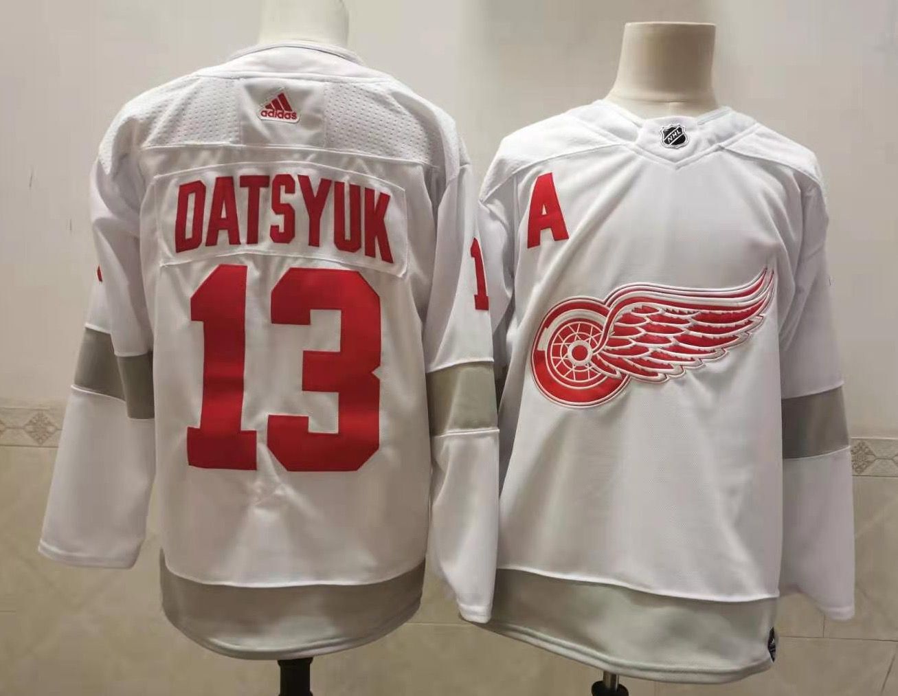 Men's Detroit Red Wings #13 Pavel Datsyuk White Adidas 2020-21 Alternate Authentic Player NHL Jersey